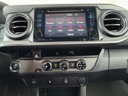 Used 2016 Toyota Tacoma TRD Sport w/ Towing Package RWD image 31