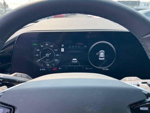 Certified 2023 Kia Niro Wind w/ Wind Preserve Package FWD image 18