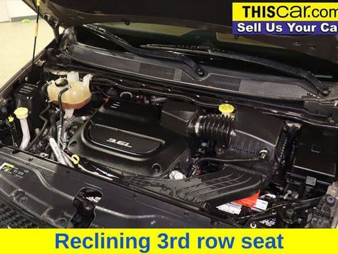 Used 2018 Chrysler Pacifica Limited w/ Tire & Wheel Group FWD image 34