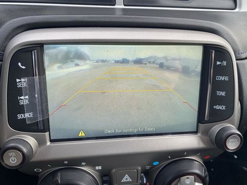 Used 2015 Chevrolet Camaro LT image 21