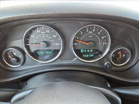 Used 2017 Jeep Wrangler Unlimited Sport w/ Quick Order Package 24S AWD/4WD image 11