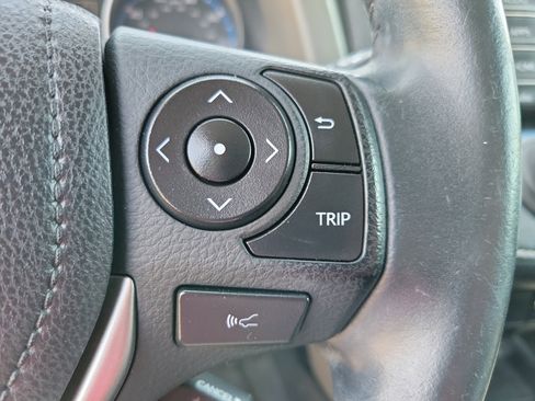 Used 2018 Toyota RAV4 XLE image 15