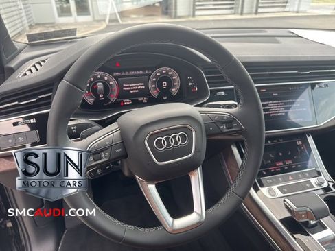 Used 2025 Audi Q7 3.0T Premium Plus image 38