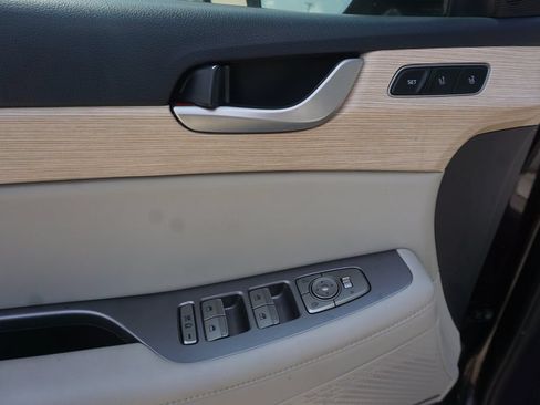 Used 2024 Hyundai Palisade Limited FWD image 4