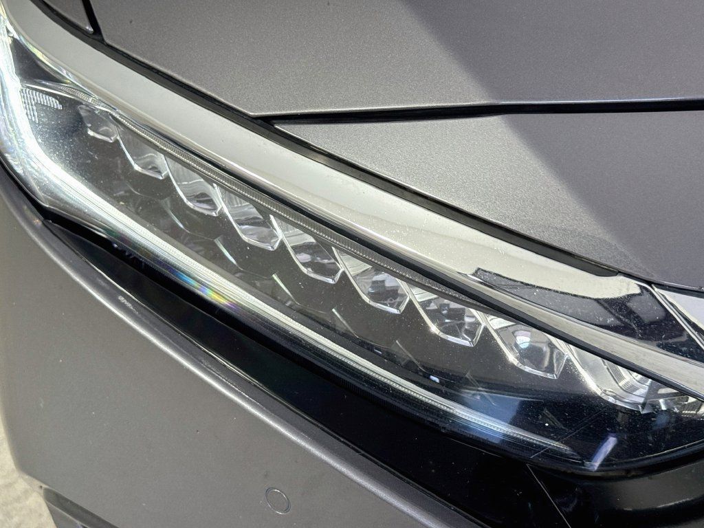 Used 2018 Honda Accord Touring image 41