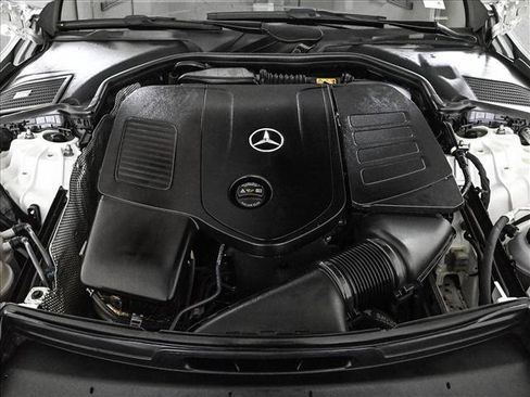 Used 2023 Mercedes-Benz C 300 4MATIC Sedan image 24