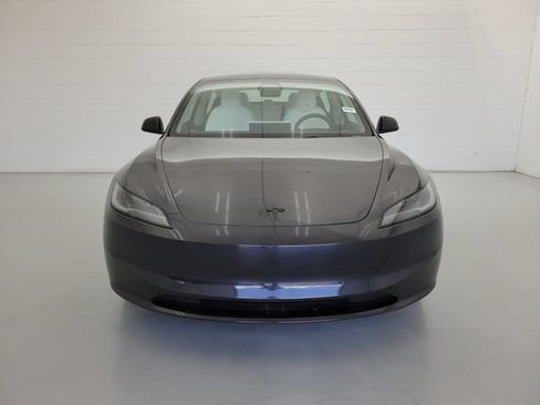Used 2025 Tesla Model 3 Long Range AWD/4WD image 3