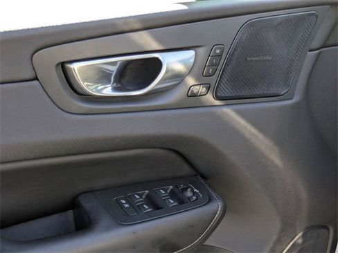 Used 2021 Volvo XC60 T5 Inscription w/ Advanced Package image 24