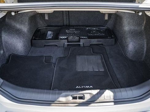 Used 2023 Nissan Altima 2.5 SV w/ SV Premium Package image 11