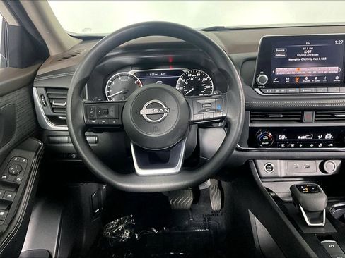 Used 2023 Nissan Rogue SV AWD/4WD image 5