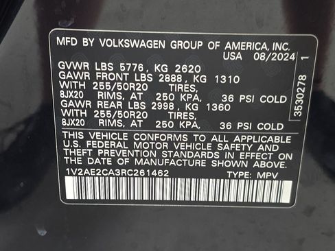 Used 2024 Volkswagen Atlas Cross Sport SEL R-Line AWD/4WD image 34