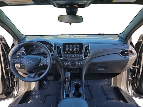 Used 2023 Chevrolet Equinox RS AWD/4WD image 13