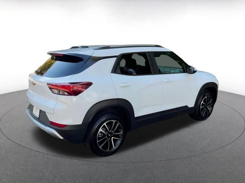 Used 2025 Chevrolet TrailBlazer LT image 15