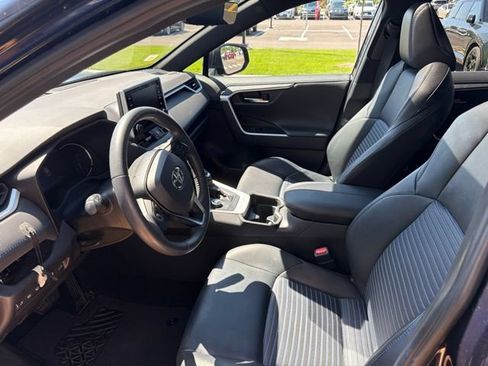 Used 2020 Toyota RAV4 XSE w/ XSE Grade Weather Package AWD/4WD image 14