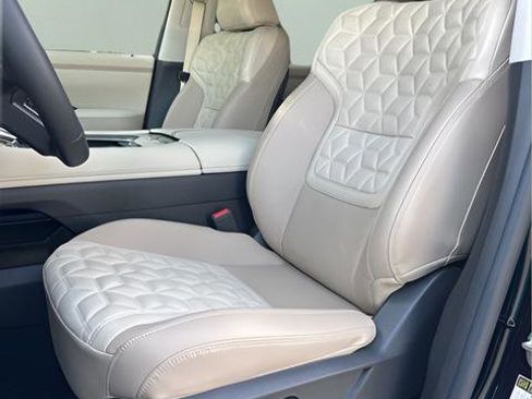 New 2026 Nissan Armada Platinum w/ Convenience Package image 17