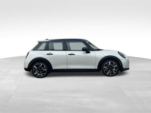 New 2026 MINI Cooper S image 2