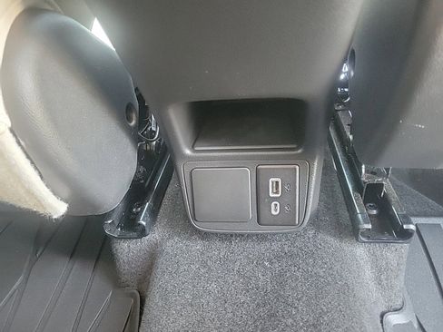 Used 2023 Buick Encore GX Select image 28