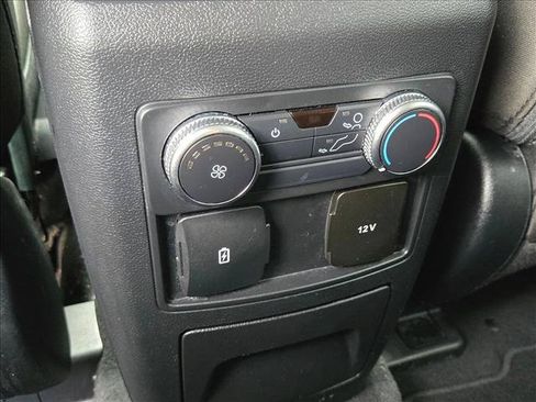 Certified 2022 Ford Explorer XLT RWD image 17