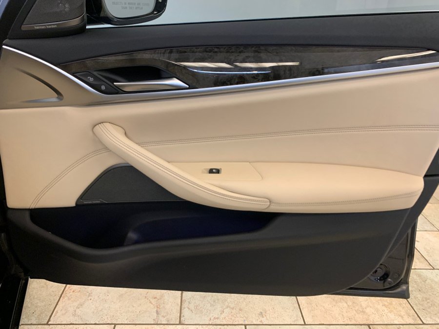 Used 2023 BMW 530i w/ Premium Package RWD image 68