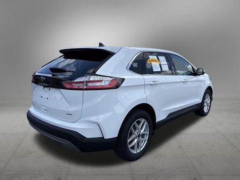 Certified 2024 Ford Edge SEL AWD/4WD image 4