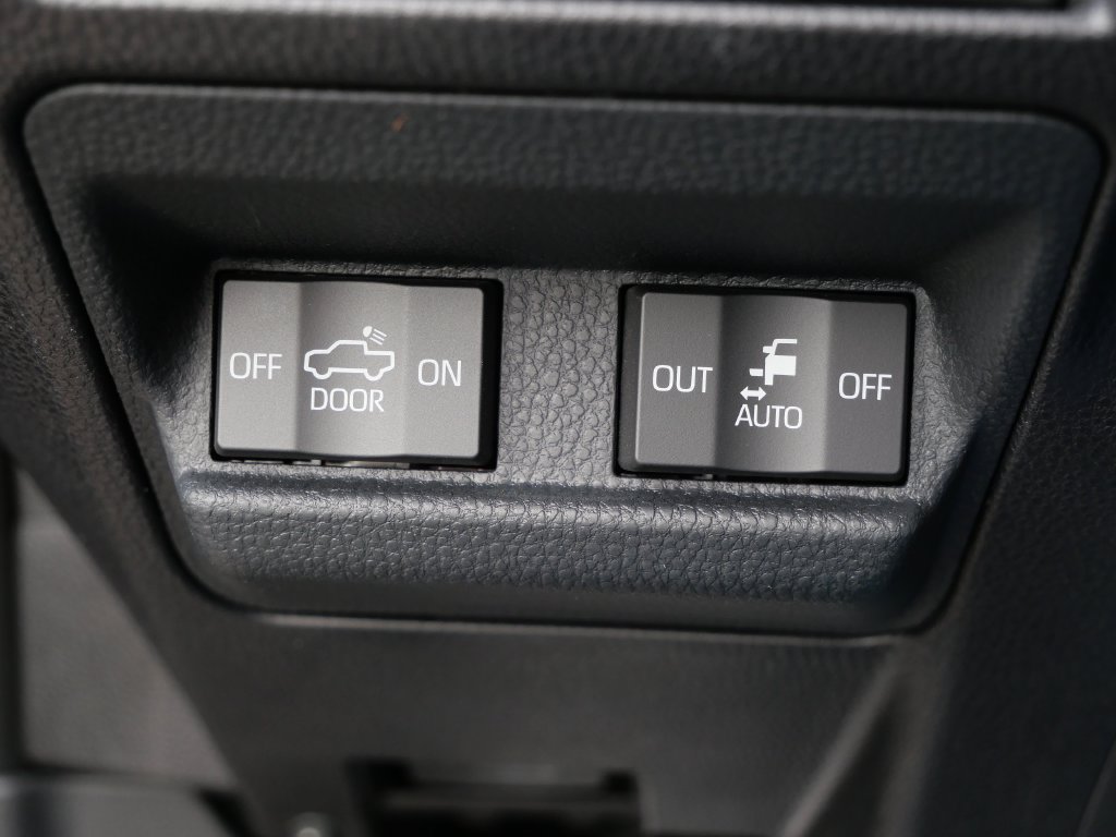 Certified 2026 Toyota Tacoma Limited AWD/4WD image 31