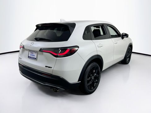 Used 2023 Honda HR-V Sport image 5