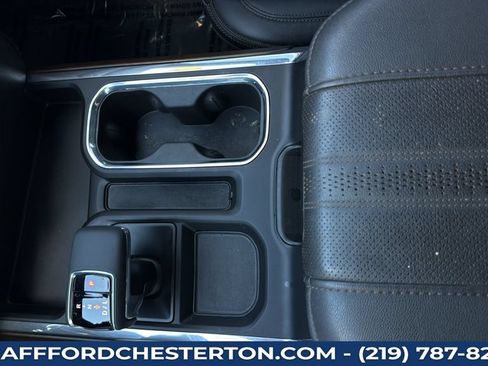 Used 2024 Chevrolet Silverado 1500 High Country w/ High Country Premium Package AWD/4WD image 20