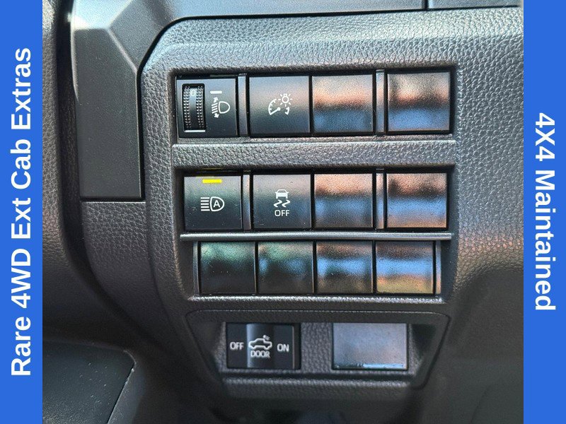 Used 2024 Toyota Tacoma SR w/ SR Upgrade Package AWD/4WD image 28