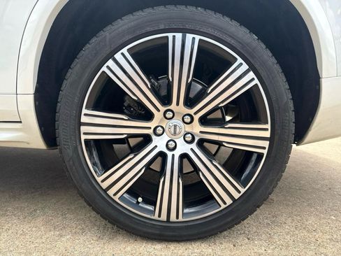 Used 2021 Volvo XC90 T8 Inscription w/ Protection Package Premier AWD/4WD image 11