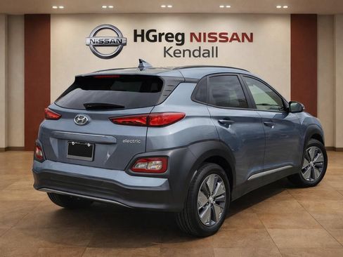 Used 2021 Hyundai Kona Limited FWD image 4