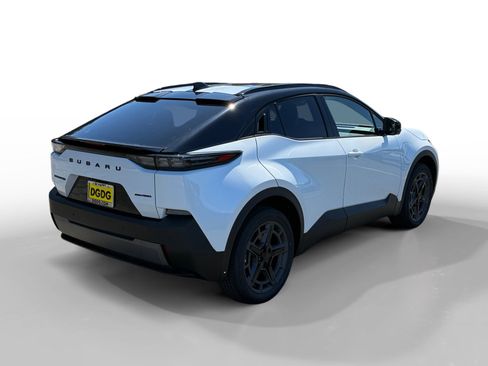 New 2026 Subaru Uncharted AWD image 5