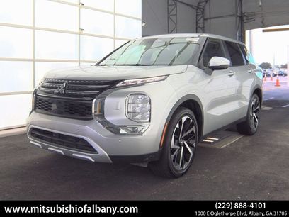 Used 2024 Mitsubishi Outlander SE