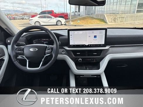 Used 2025 Ford Explorer Platinum w/ Ultimate Package image 15