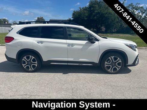 Used 2024 Subaru Ascent Touring AWD/4WD image 2