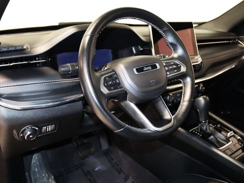 Used 2022 Jeep Compass High Altitude AWD/4WD image 37