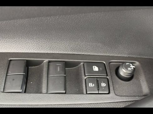 Used 2026 Toyota Corolla LE w/ LE Premium Package FWD image 18
