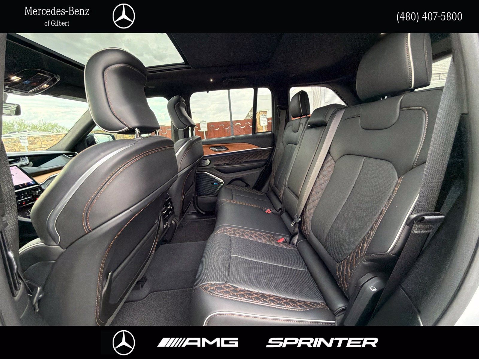 Used 2023 Jeep Grand Cherokee Summit AWD/4WD image 20