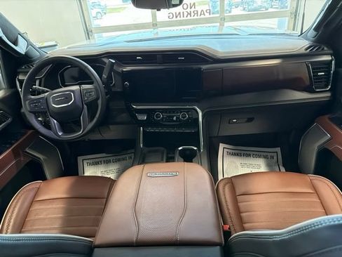 Used 2024 GMC Sierra 2500 Denali Ultimate AWD/4WD image 23