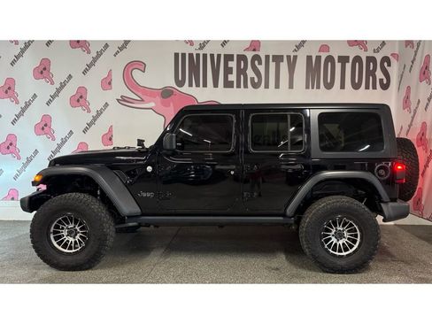 Used 2018 Jeep Wrangler Unlimited Sport S image 9