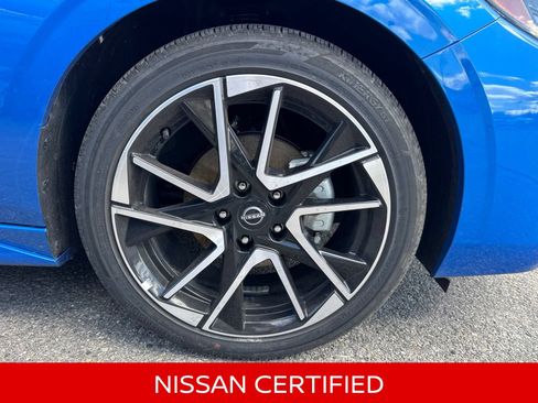 Certified 2025 Nissan Sentra SR w/ SR Premium Package FWD image 5