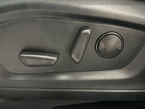 Certified 2023 Ford Explorer ST-Line w/ Class IV Trailer Tow Package image 25