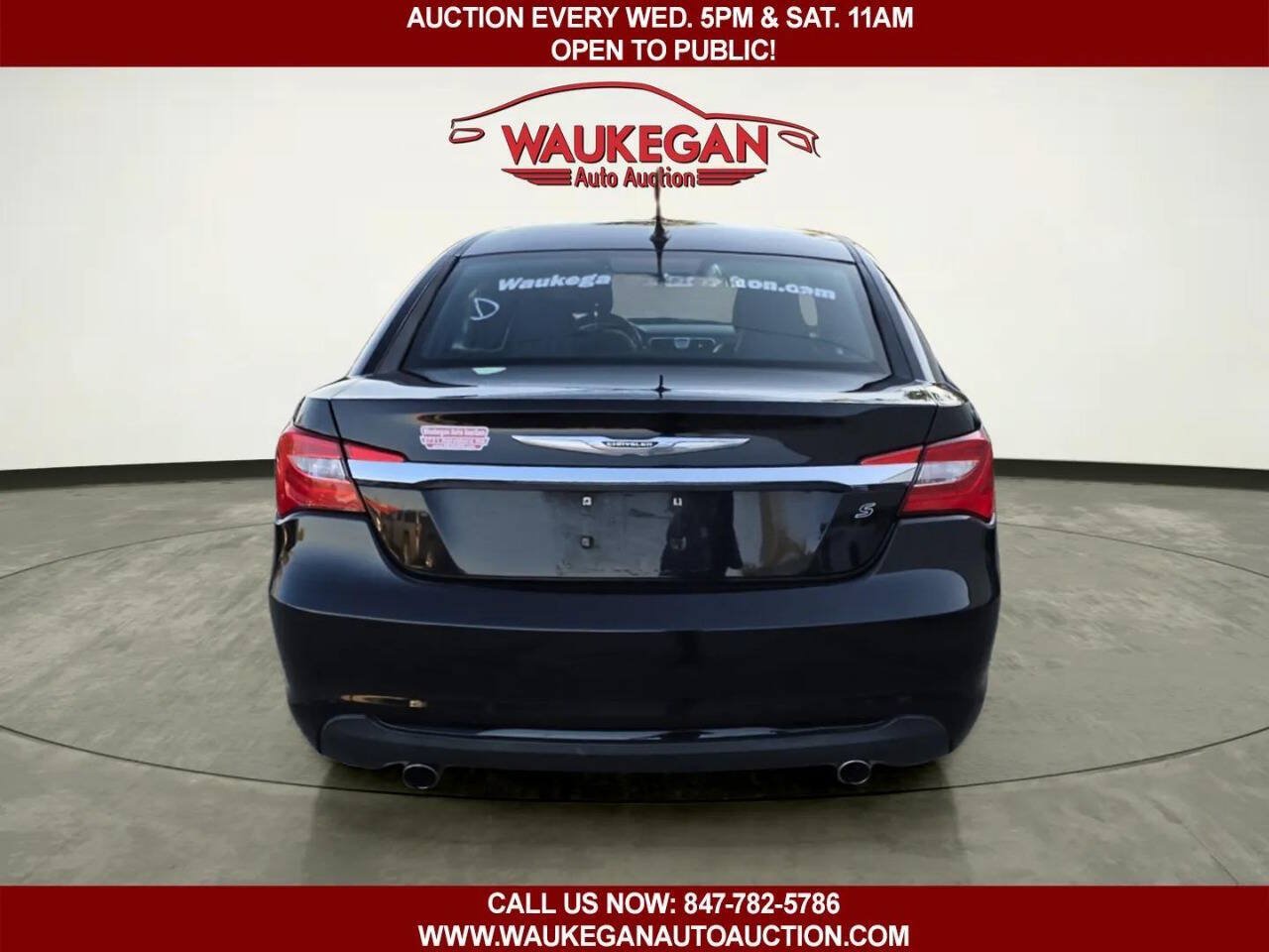 Used 2011 Chrysler 200 S FWD image 4