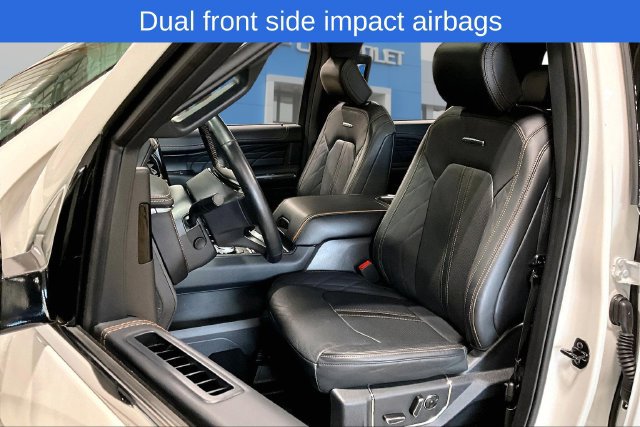 Used 2024 Ford Expedition Platinum AWD/4WD image 22