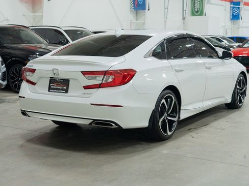 Used 2018 Honda Accord Sport image 8