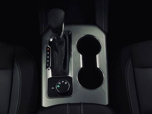 Used 2025 Chevrolet Blazer LT image 29