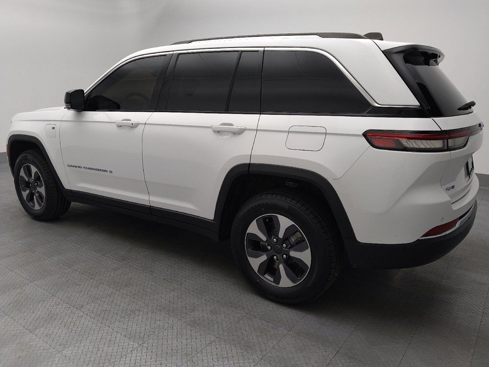 Used 2022 Jeep Grand Cherokee Limited 4xe w/ Luxury Tech Group II AWD/4WD image 3