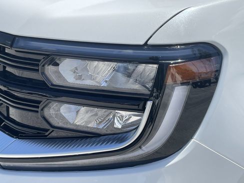 New 2027 Ford Expedition Platinum RWD image 7