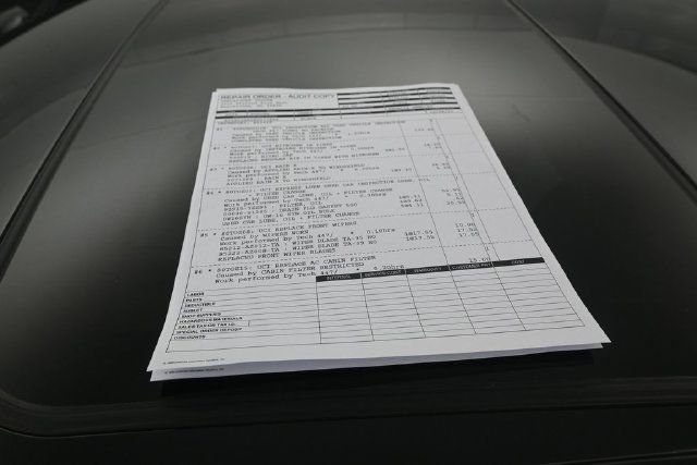 Used 2024 Toyota Camry SE FWD image 4