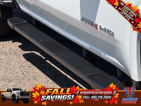 Used 2024 GMC Sierra 2500 AT4 w/ Technology Package AWD/4WD image 6