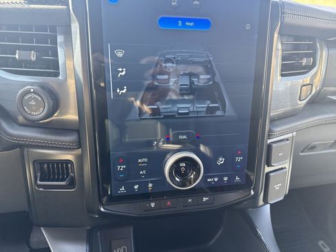 Used 2025 Ford F150 Lightning Flash image 18